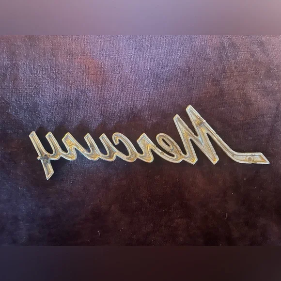 Vintage Mercury Cougar Car Emblem - Picture 3 of 5